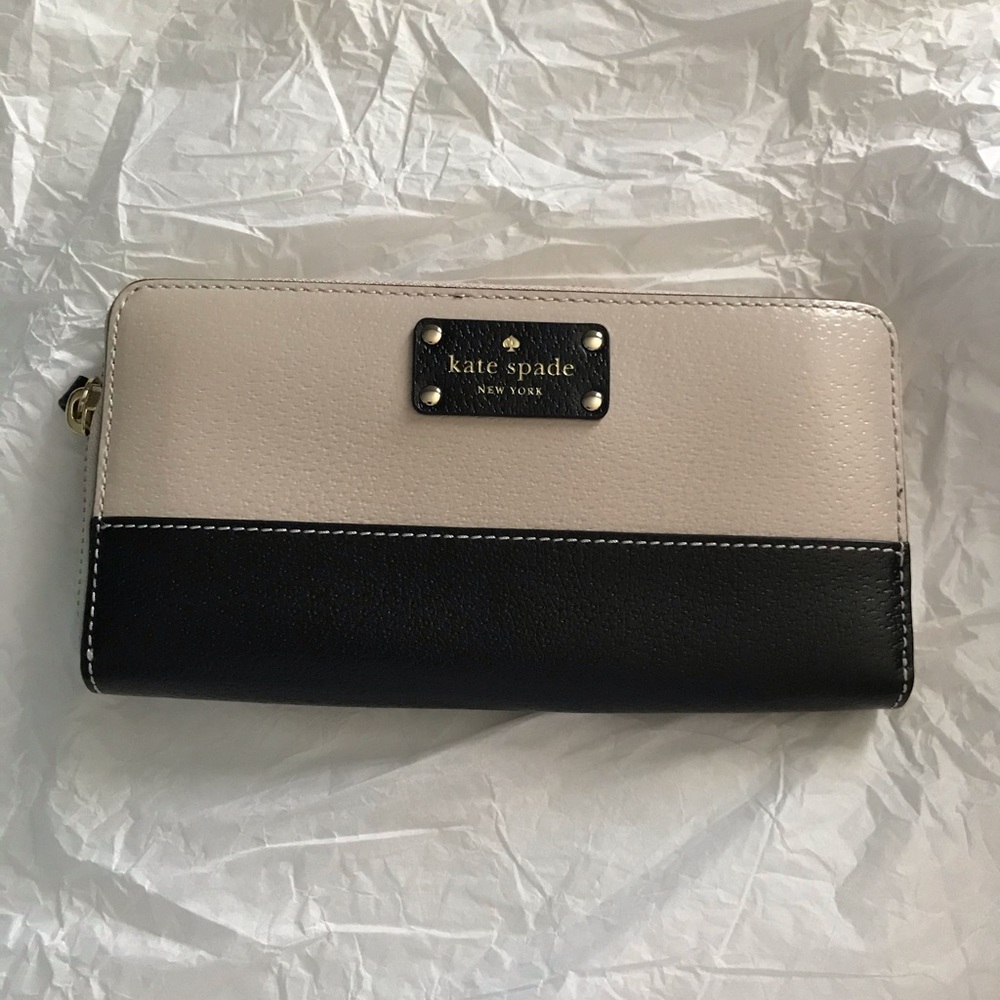 Kate Spade Wesley Neda wallet Black/ Pebble